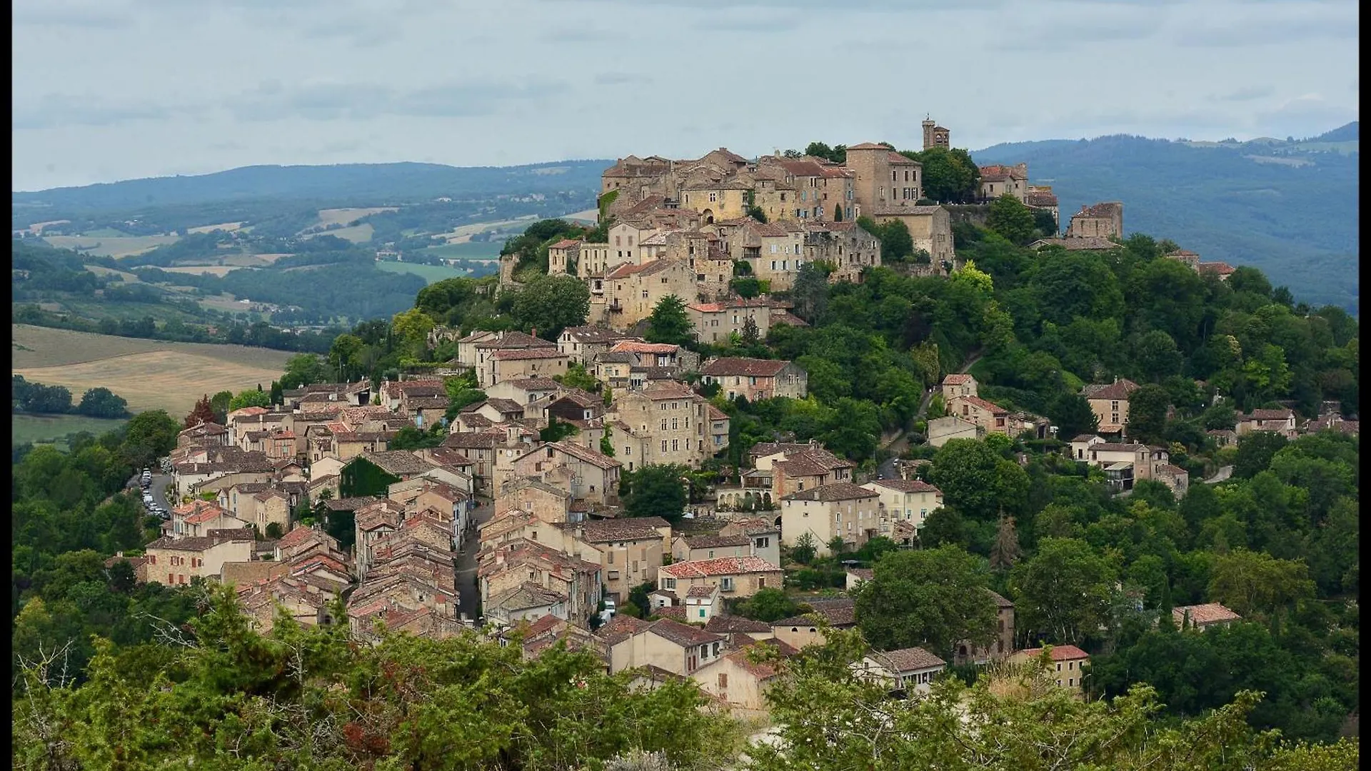 L'Oree Du Ciel Mouzieys-Panens Bed & Breakfast